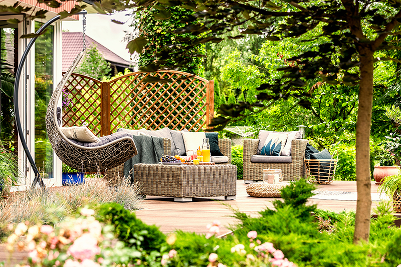Garden Statues: Adding Artistic Flair to Your Outdoor Oasis